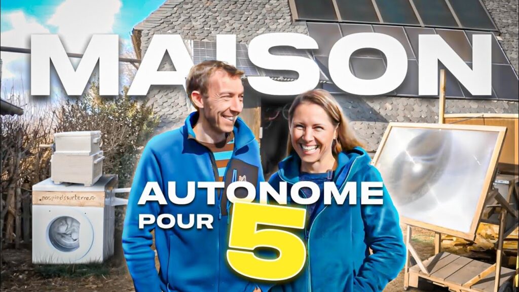 Visite d’une maison autonome : secrets d’une vie résiliente pour cinq familles sur 3000m²